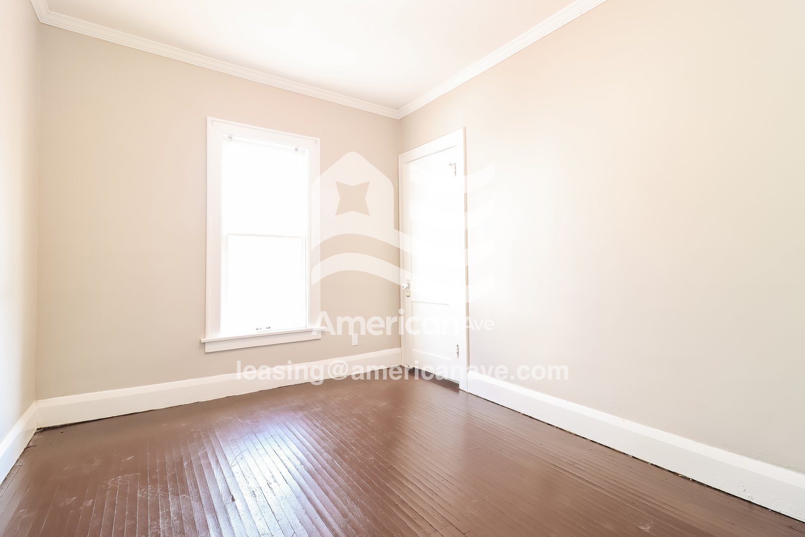 Building Photo - 3962 Woodhaven Dr