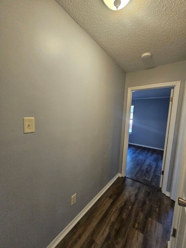 Building Photo - Home in Bryant