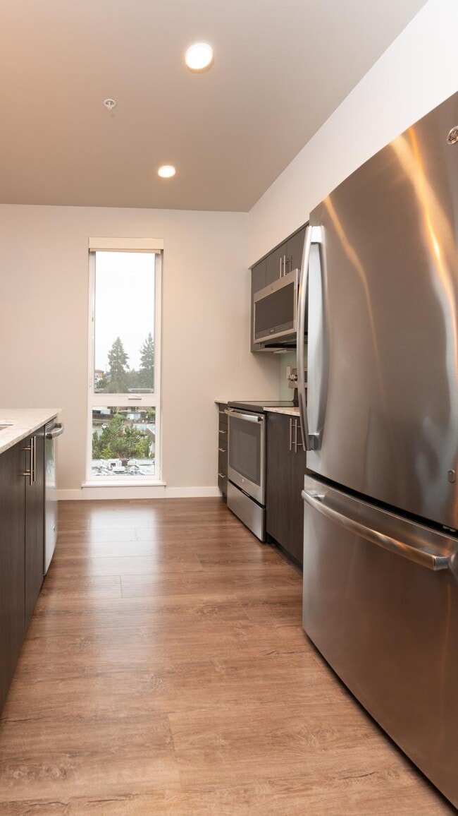 Building Photo - 2 bedroom in Bellevue WA 98004