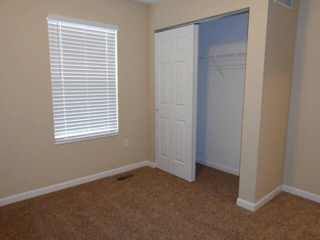 Building Photo - 1134 Stonewallridge Dr