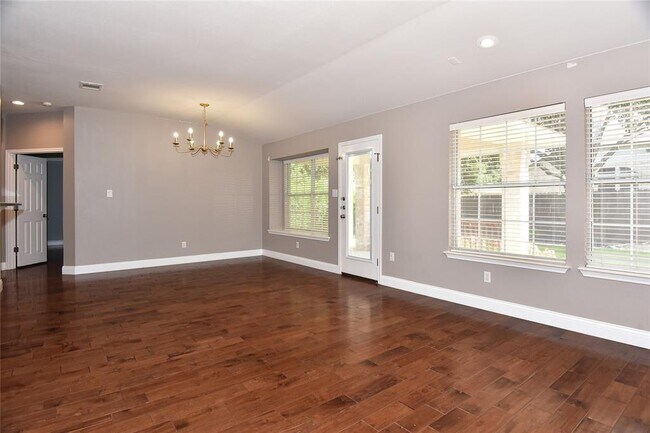 Building Photo - 14605 Ballyclarc Dr