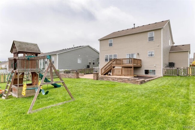 Building Photo - 1824 English Oak Dr