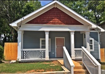 Exterior View of Home - 829 Beckwith St SW