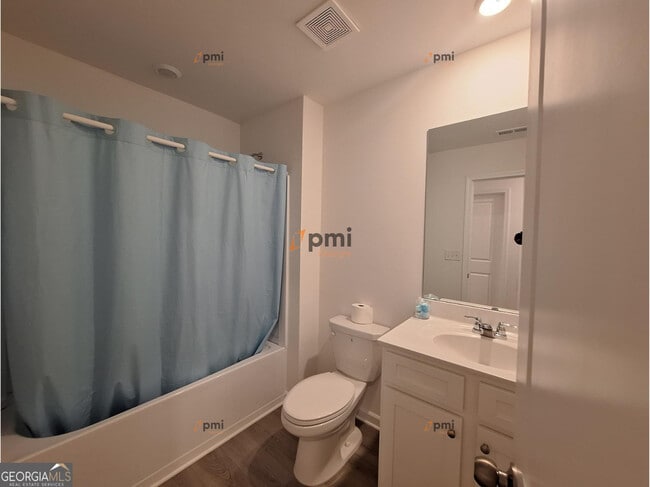 Building Photo - 285 Kenoot Dr