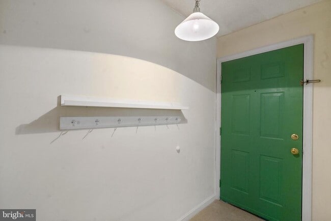 Building Photo - 9240 Caspian Way