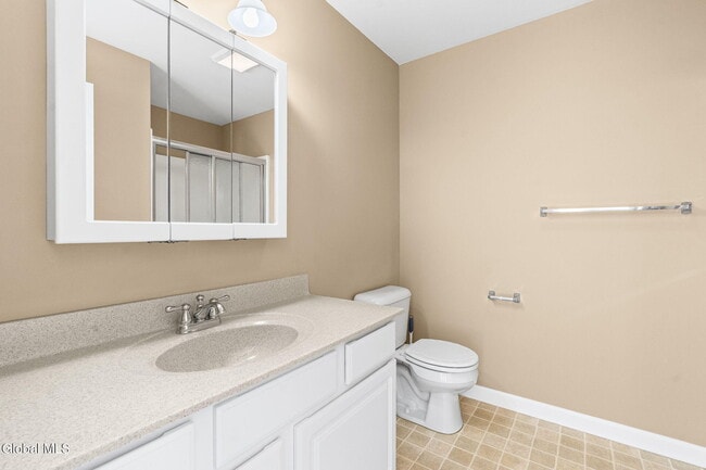 Building Photo - 2000 Curry Rd