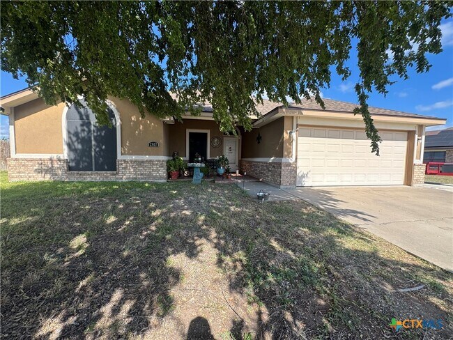 Primary Photo - 2507 Isabelle Dr
