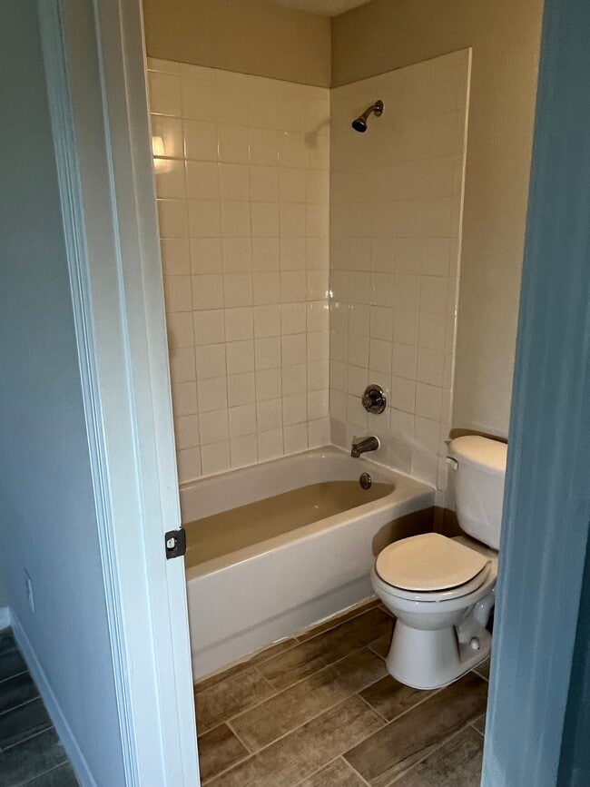 Building Photo - 4271 Plantation Cove Dr