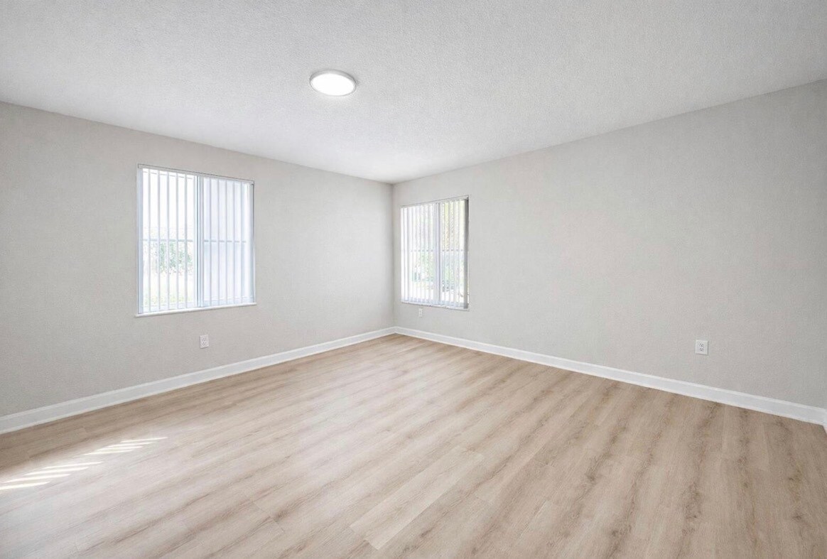 Building Photo - 5122 NW 30th Ln