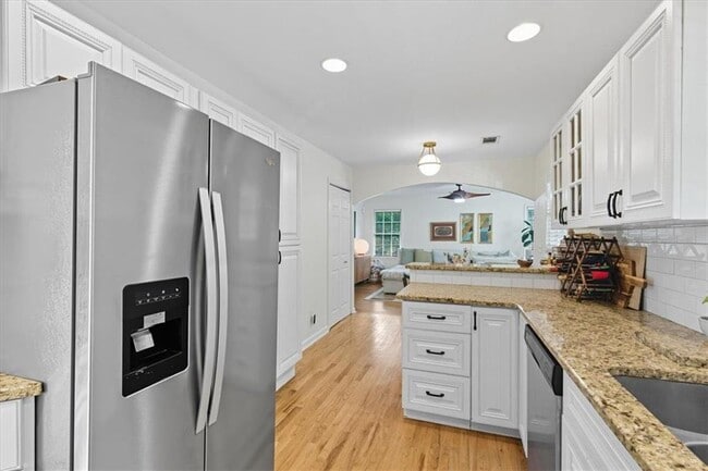 Building Photo - 2238 Ridgedale Rd NE