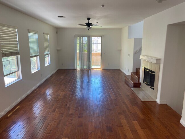 Building Photo - 2207 Huntington Point Rd