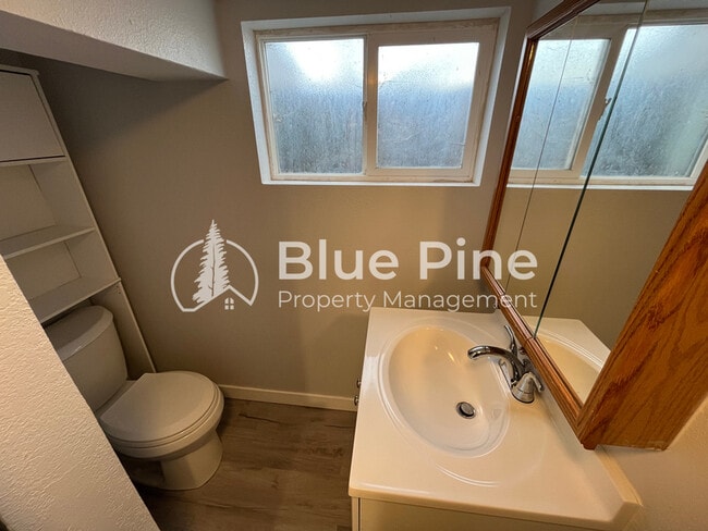 Building Photo - 1322 S 4th Ave