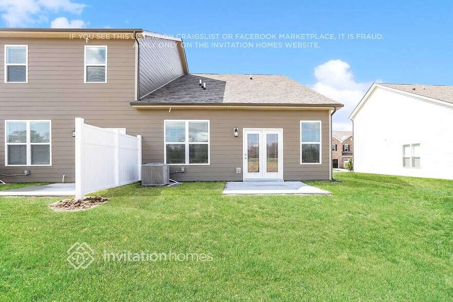 Building Photo - 121 Fister Dr