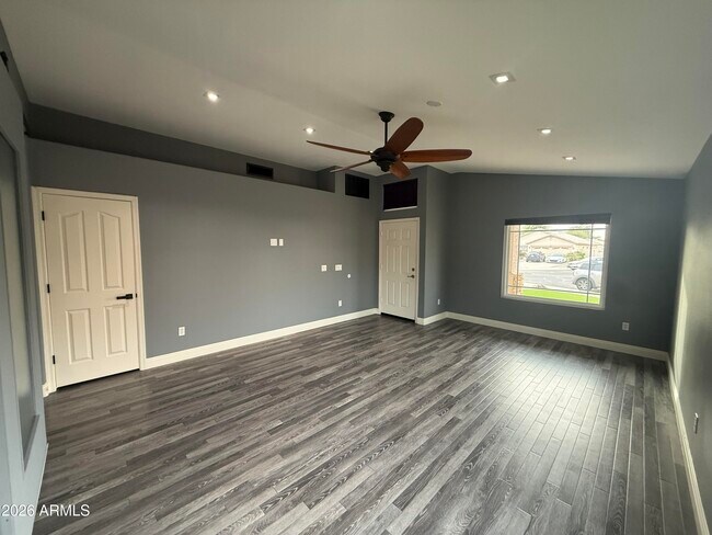 Building Photo - 1567 N Tucana Ct