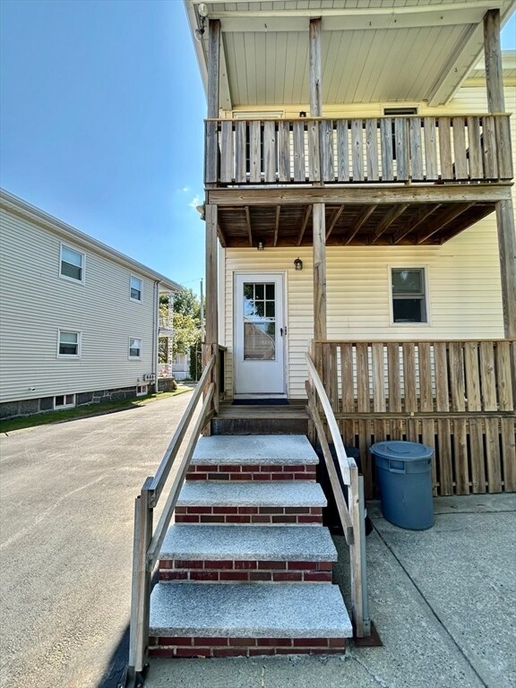 Building Photo - 20 Harrington Ave