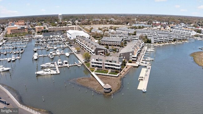 Building Photo - 1401 Harbour Cove