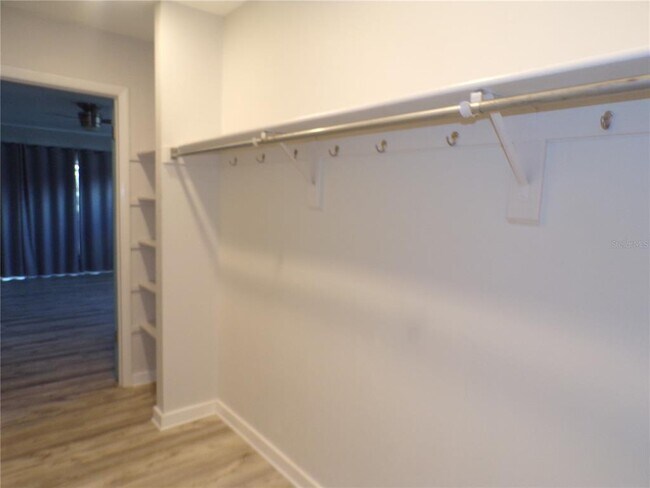 Building Photo - 2310 Palm Tree Dr