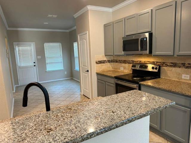 Building Photo - 608 Pawnee St