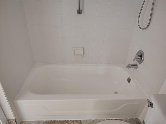 Building Photo - 5590 NW 61st St