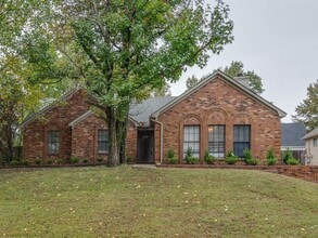Building Photo - Spacious 3BR/2BA Bartlett rental home in GREAT location!
