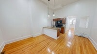 Building Photo - 327 S 12th St