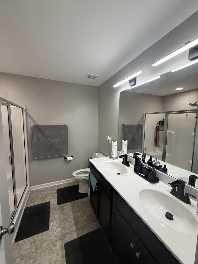 Building Photo - 111 Crepe Myrtle Ln