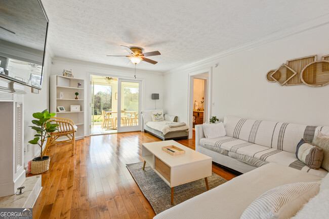 Primary Photo - 1223 Settlebench Ln