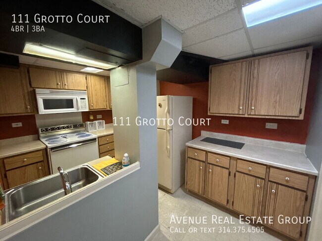 Building Photo - 111 Grotto Ct
