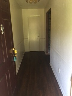Building Photo - 6227 Southcrest Dr