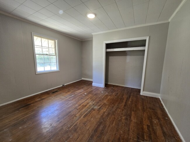 Building Photo - 137 Marshall Cir