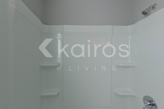 Building Photo - 140 Western Red Cedar Dr