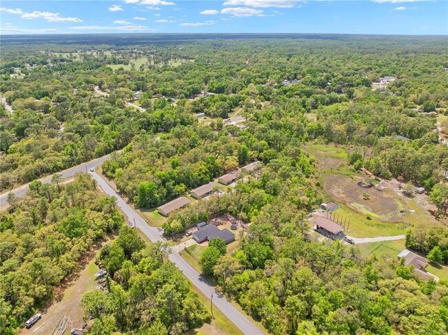 Building Photo - 2910 S Coleman Ave