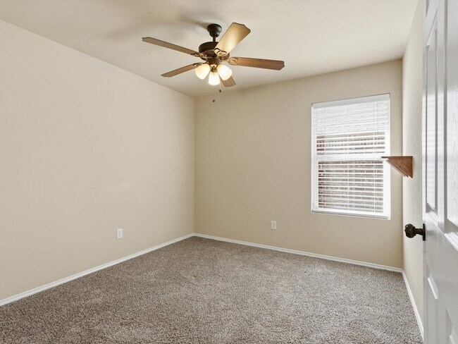 Building Photo - 6524 Sierra Madre Dr