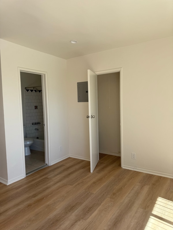 Building Photo - 6214 Holly Mont Dr