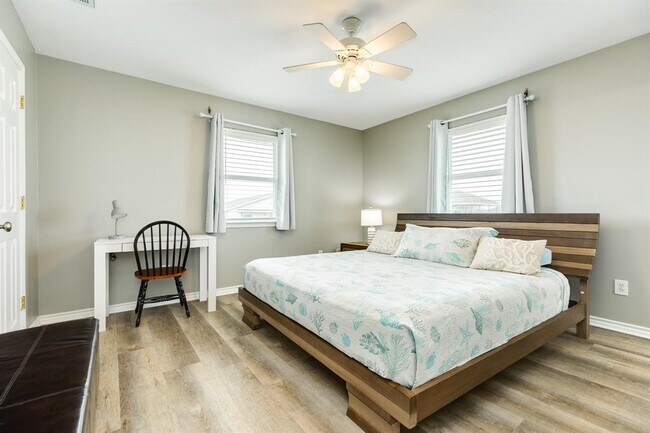 Building Photo - 23012 Verano Dr