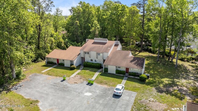 Building Photo - 125 Pirates Rd