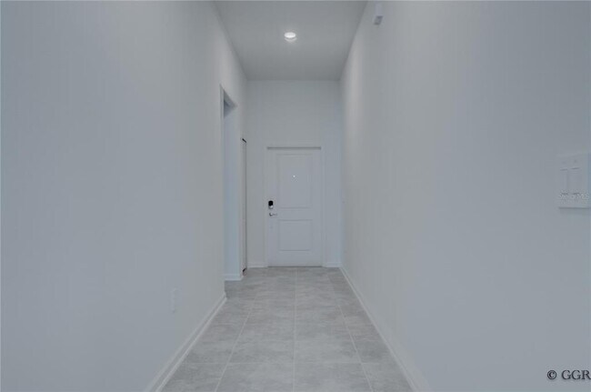 Building Photo - 1481 Brentwood Dr