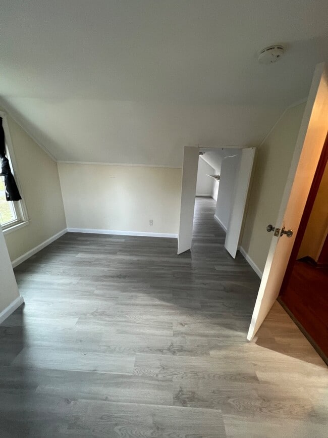 Building Photo - 19 Bennett Rd