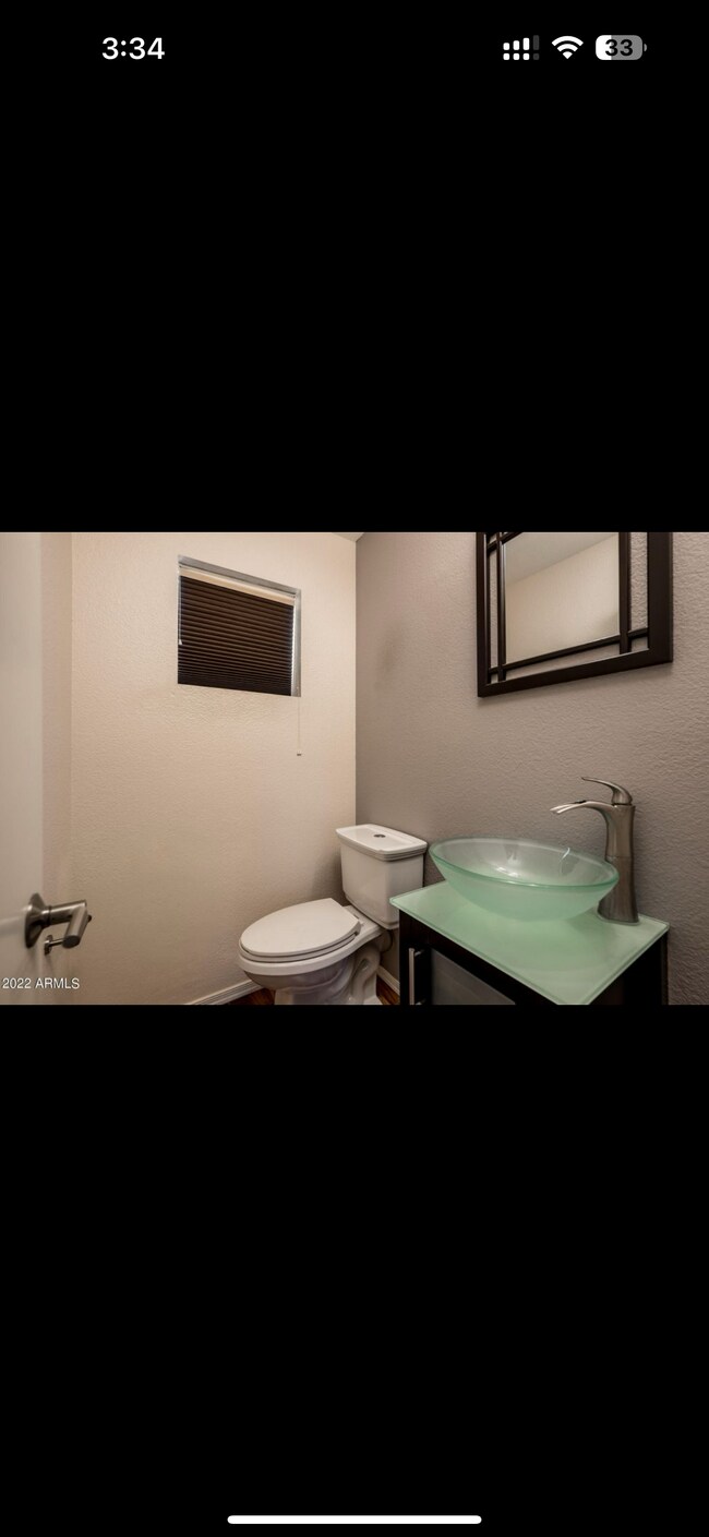 Building Photo - 8602 N 67th Dr