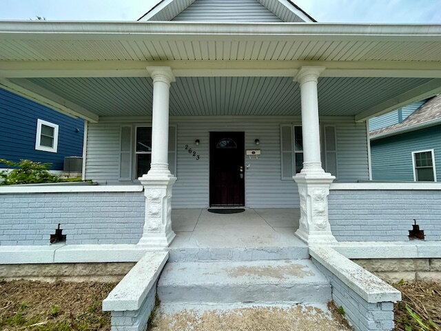 Building Photo - Charming 3 Bedroom 2 Bath House in Center Township!
