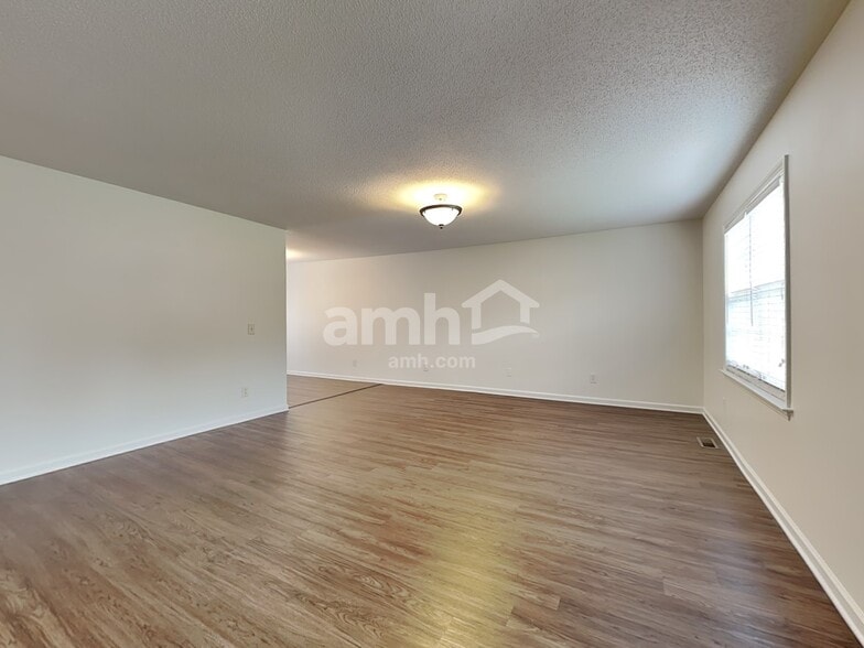 Building Photo - 4602 Bottoms Rock Ln