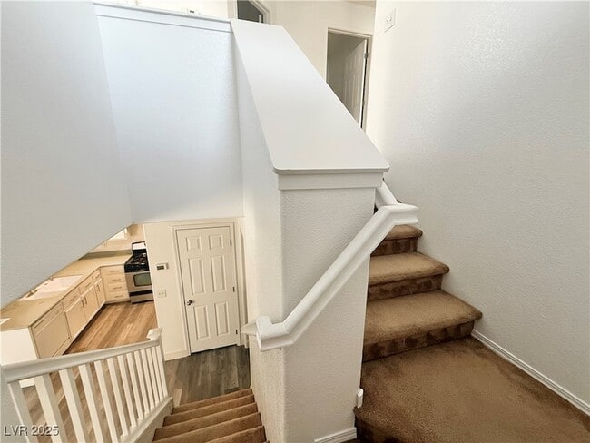 Building Photo - 10596 Corte Sierra St