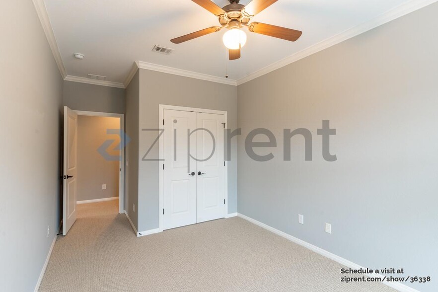 Building Photo - 4000 Ranch Road 620 N