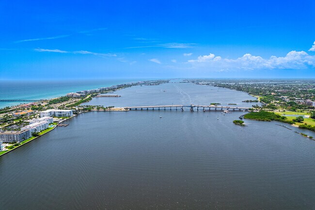 Building Photo - 2780 S Ocean Blvd