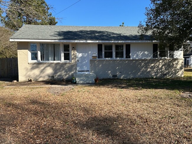 Primary Photo - UPDATED 3 Bed 2 Bath Home for Rent!!