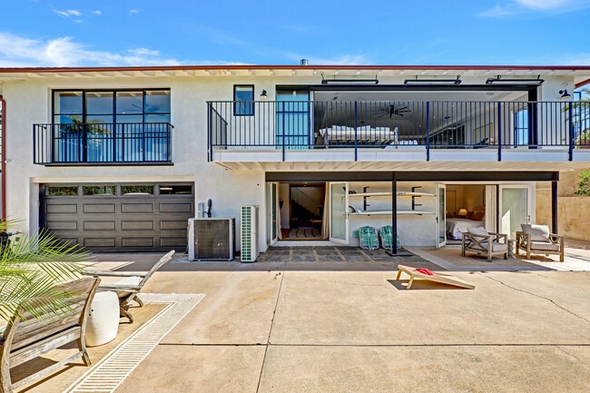 Building Photo - 4 S Vista De La Luna