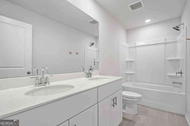 Building Photo - 279 Wells Cir