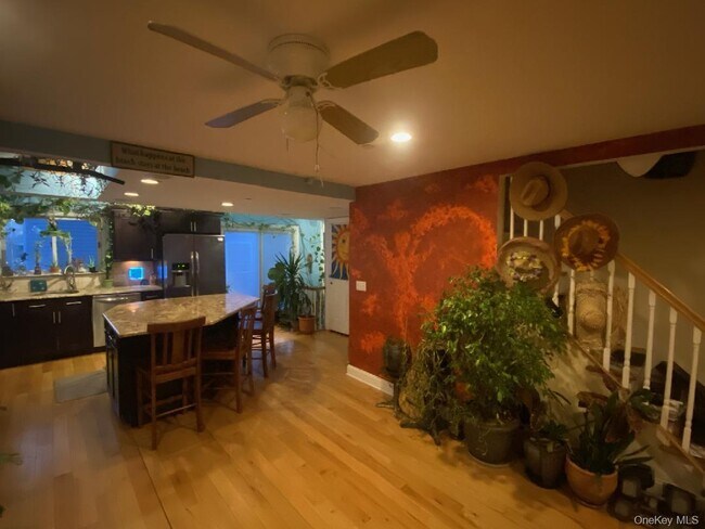 Building Photo - 277 New York Ave