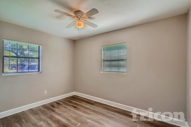 Building Photo - 1116 Edith Ave