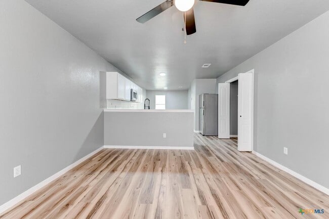 Building Photo - 2321 Terrace Dr